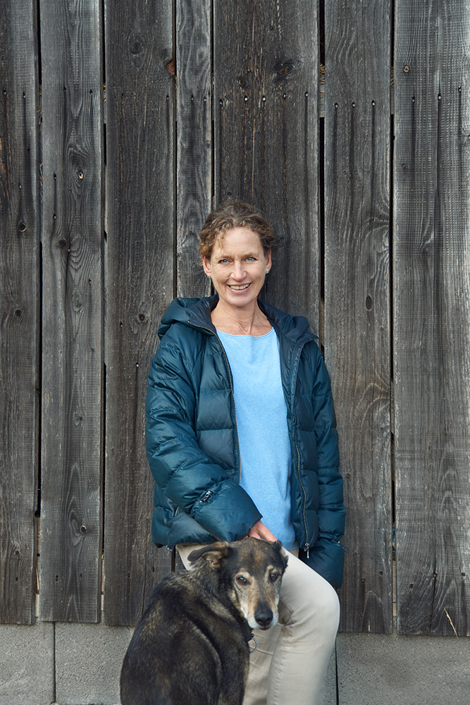 Monika Müller Feldenkrais - Bild Portrait N° 2 Monika Müller Monika Müller Feldenkrais - Bild Portrait N° 2 Monika Müller